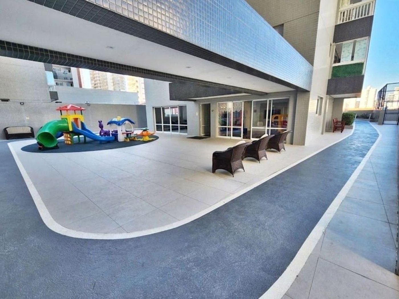Apartamento Residencial à venda, Boqueirão, Praia Grande - AP1740.