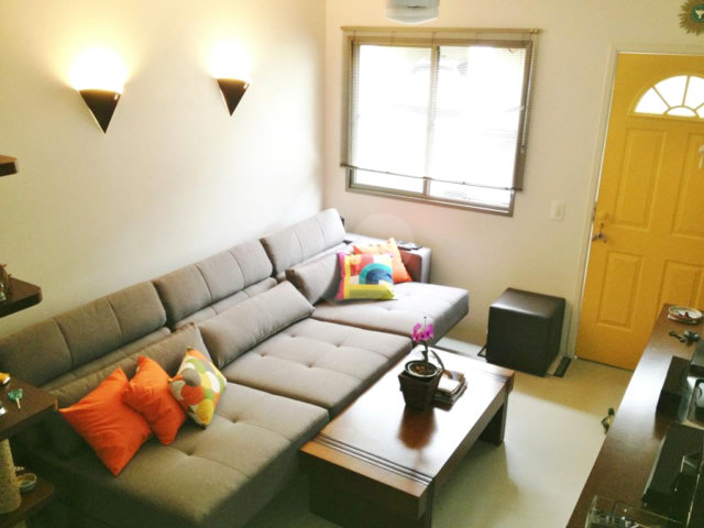 Casa à venda com 2 quartos, sendo 1 suíte,  no condomínio Villas de São Francisco I, São Paulo - SP