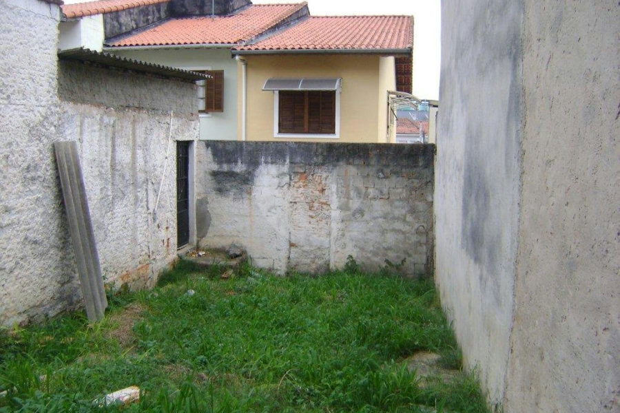 Terreno à venda em Jardim Peri, São Paulo, SP