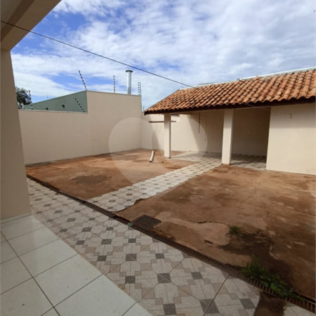 Casa à venda com 3 quartos, sendo 1 suíte, em Residencial Ponta Porã II, Ponta Porã, MS