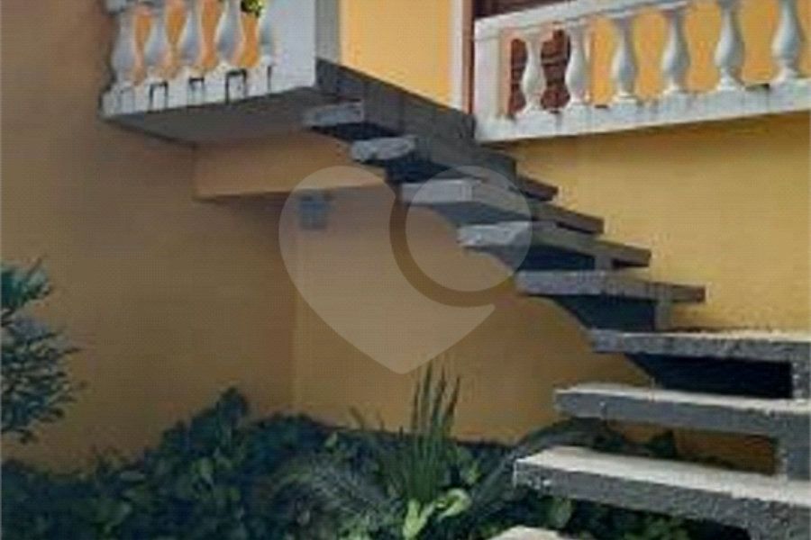 Casa à venda com 4 quartos, sendo 1 suíte, em Tremembé, São Paulo, SP