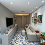 Apartamento 1 suíte com closet, 1 vaga demarcada, Embaré, Santos