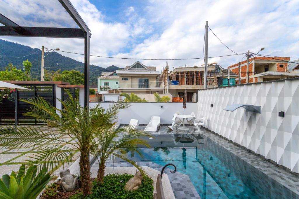 Casa à venda com 4 suítes no condomínio San Paolo, Rio de Janeiro - RJ