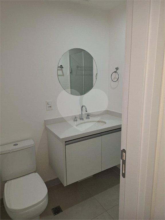 Apartamento à venda com 3 suítes em Vila Anastácio, São Paulo, SP