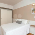 Apartamento à venda com 4 quartos, sendo 2 suítes, em Pinheiros, São Paulo, SP
