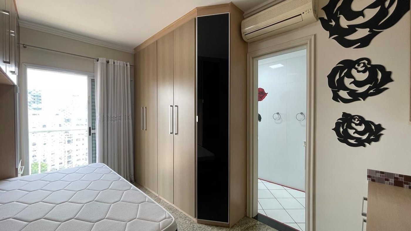 Apartamento com 4 dormitórios à venda, 240 m² por R$ 2.000.000,00 - Ponta da Praia - Santos/SP