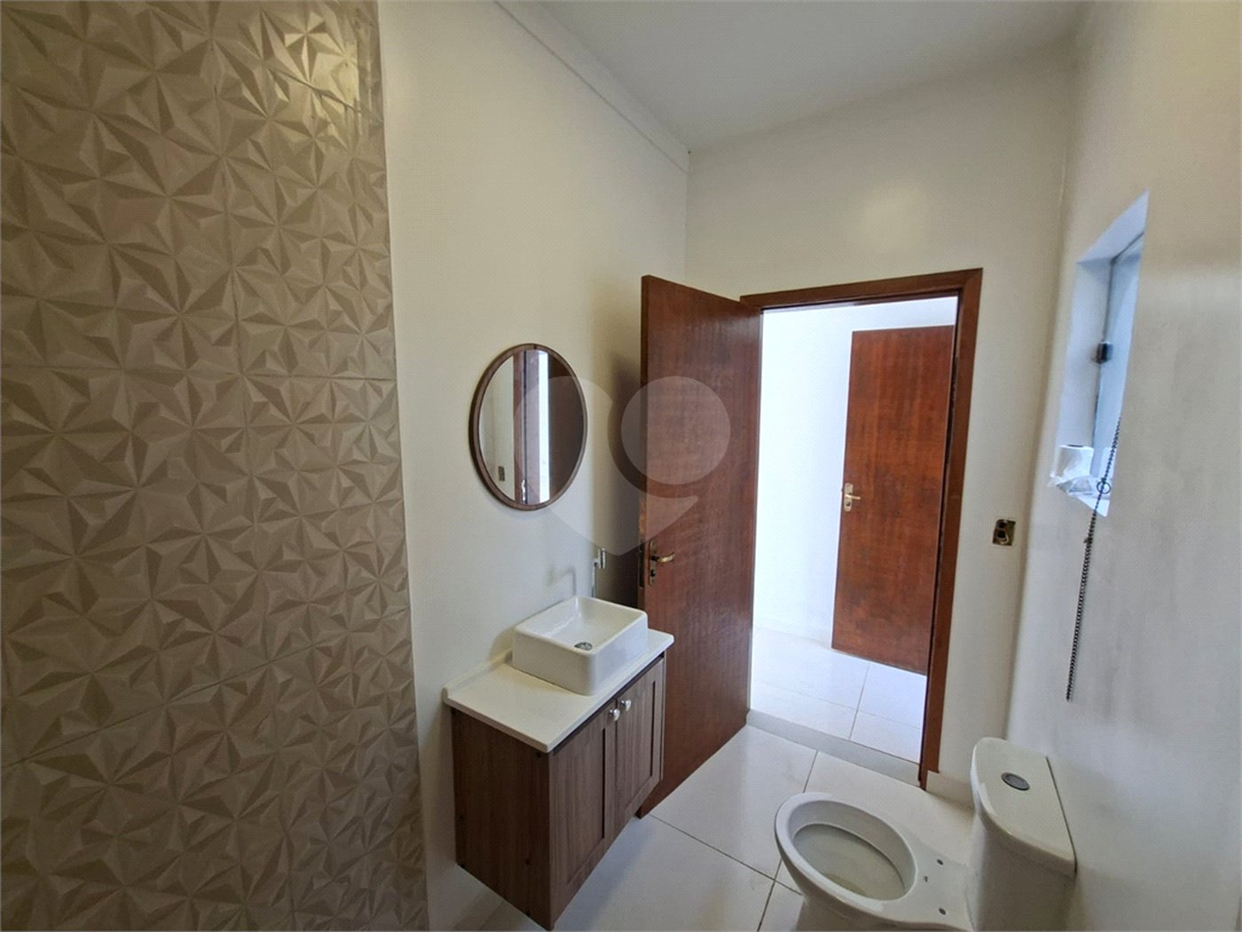 Casa à venda com 3 quartos, sendo 2 suítes, em Loteamento Residencial Lisboa, Itapetininga, SP