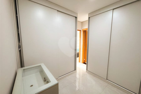 Casa à venda com 4 quartos, sendo 2 suítes, no condomínio Belvedere 2, Cuiabá - MT