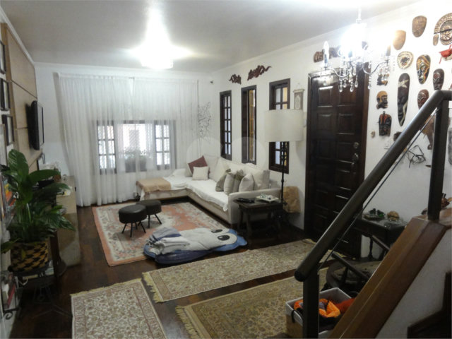 Sobrado à venda com 3 quartos, sendo 1 suíte,  em Jardim São Paulo(zona Norte), São Paulo, SP