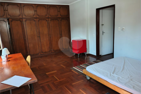 Sobrado à venda com 4 quartos, sendo 2 suítes, em Sumarezinho, São Paulo, SP