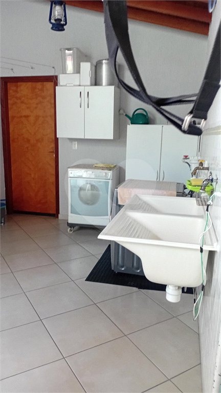 Sobrado à venda com 4 quartos, sendo 2 suítes,  em Vila Gilda, Santo André, SP
