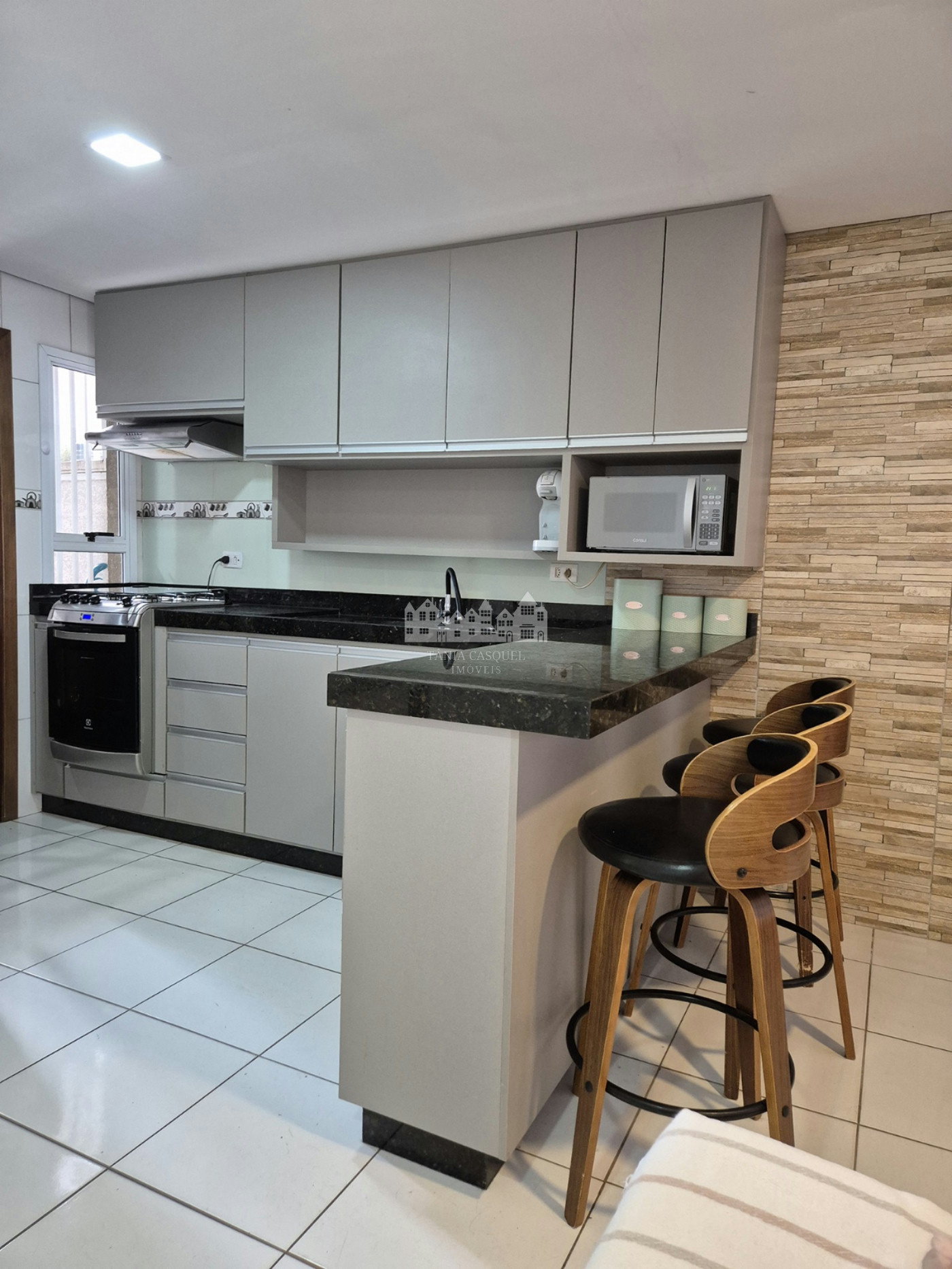 Casa à venda no Bairro Imperial – Atibaia | 2 dormitórios, suíte, 2 vagas e área gourmet