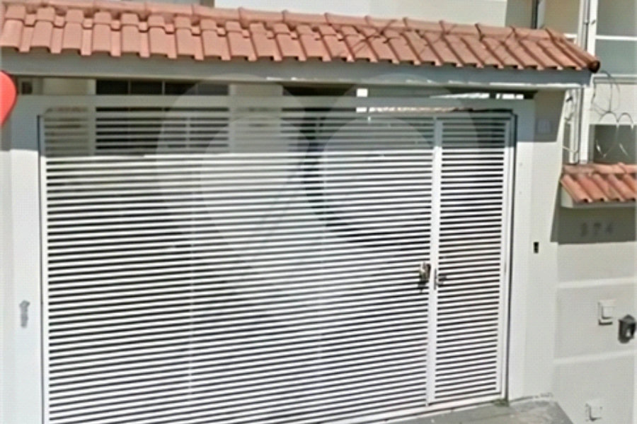 Sobrado à venda com 3 quartos, sendo 1 suíte,  em Vila Nova Mazzei, São Paulo, SP