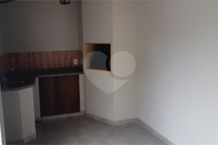 Casa à venda com 3 quartos, sendo 1 suíte, em Vila Santista, Atibaia, SP