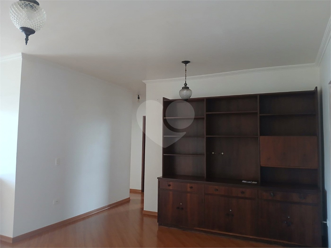 Apartamento à venda ou para alugar com 3 quartos, sendo 1 suíte,  em Jardim Flórida, São Roque, SP