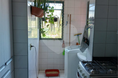 Apartamento à venda com 2 quartos em Vila Erna, São Paulo, SP