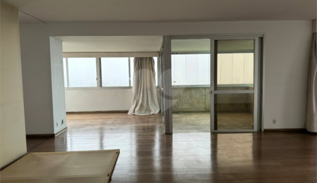 Apartamento à venda com 4 suítes em Jardim Marajoara, São Paulo, SP