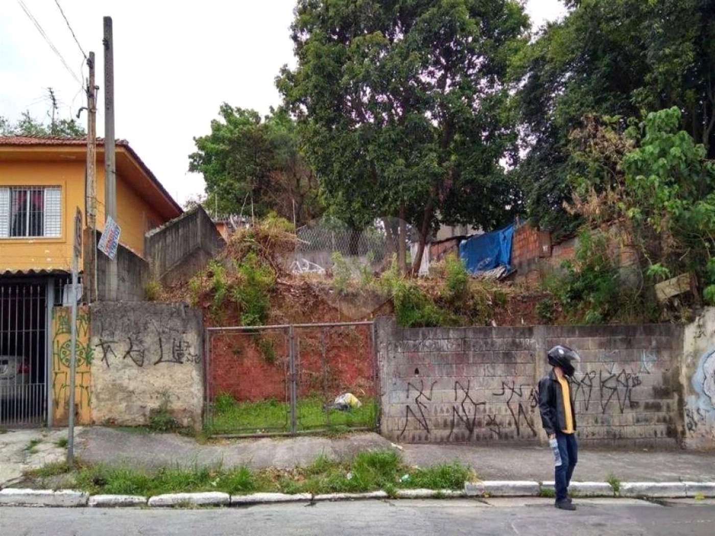 Terreno à venda em Jardim Cambara, São Paulo, SP