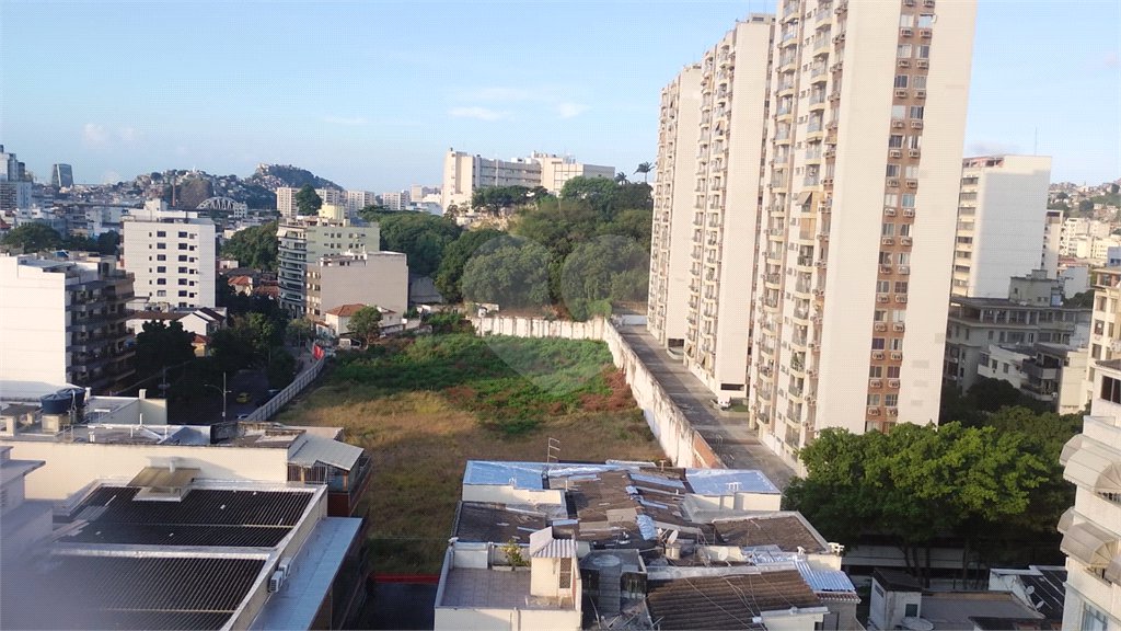 Apartamento à venda com 3 quartos, sendo 1 suíte, em Tijuca, Rio de Janeiro, RJ