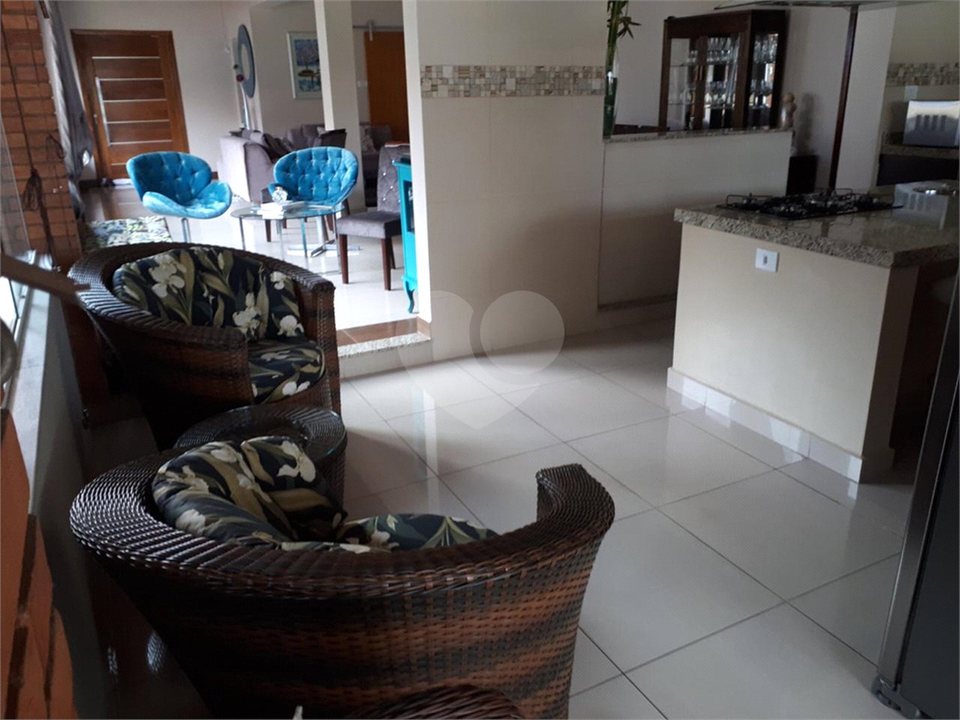 Casa à venda com 3 suítes no condomínio Haras São Luiz, Salto - SP