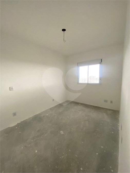 Apartamento à venda com 2 quartos, sendo 1 suíte,  em Vila Rosália, Guarulhos, SP