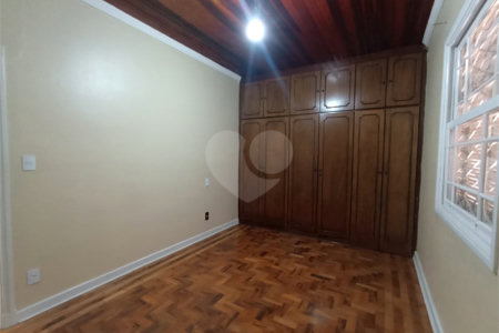 Casa à venda com 3 quartos, sendo 2 suítes,  no Centro, Itapetininga, SP