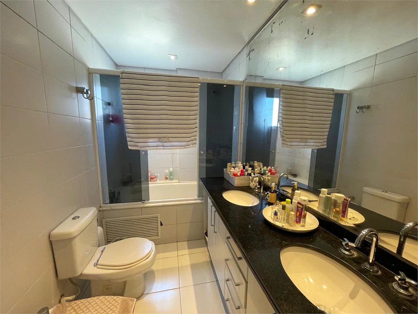 Apartamento à venda com 3 suítes em Vila Andrade, São Paulo, SP