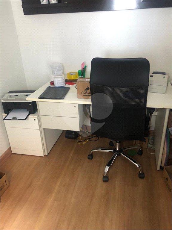 Casa à venda com 3 quartos, sendo 1 suíte, no condomínio Residencial Sabará, São Paulo - SP