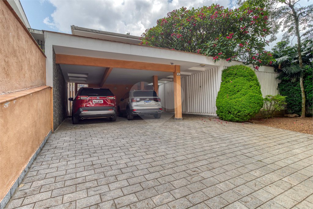 Casa à venda ou para alugar com 3 quartos, sendo 1 suíte,  em Brooklin Velho, São Paulo, SP