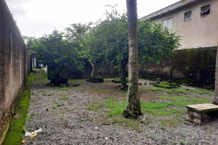 Terreno de 503 m² com Casa à Venda em Vicente de Carvalho | Excelente Oportunidade para Investidores Próximo ao Futuro Túnel Santos–Guarujá