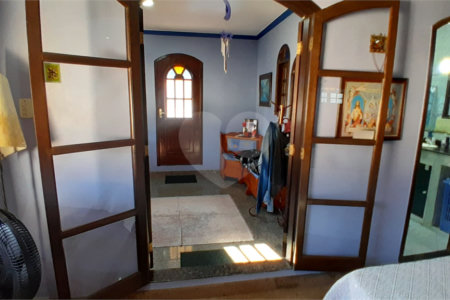 Casa à venda com 4 quartos, sendo 1 suíte, em Bangu, Rio de Janeiro, RJ