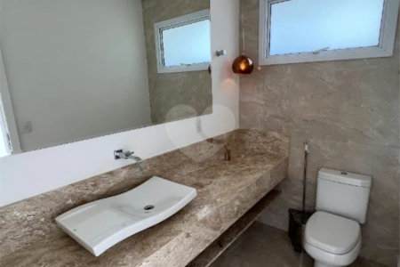 Casa à venda com 4 suítes no condomínio Jardim do Golfe 3, São José dos Campos - SP