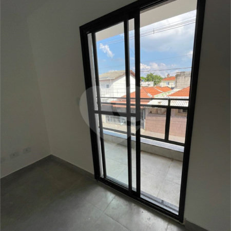 Casa à venda com 3 quartos, sendo 1 suíte, no condomínio Residencial Calegari, São Paulo - SP