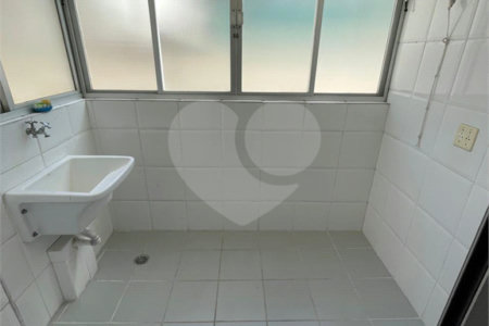 Apartamento à venda com 1 quarto em Vila Mazzei, São Paulo, SP