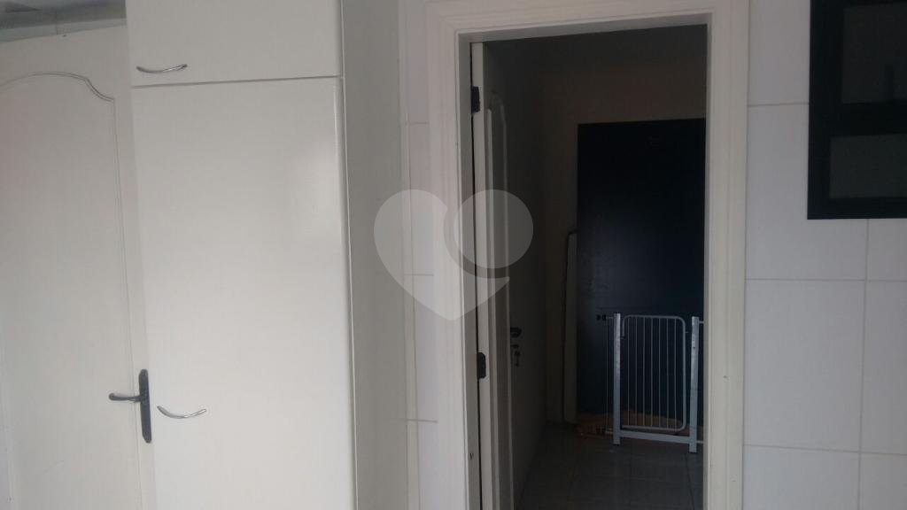 Excelente Apto à venda na Saúde c/240 m2 - 3 Suites/4 Vagas