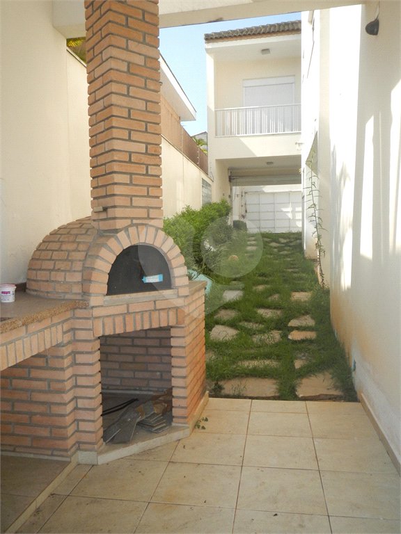 Casa à venda na Saúde c/293m2 - 4 Suítes/4 Salas/3 Vagas na garagem