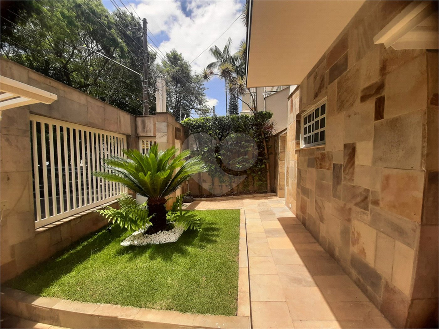 Casa Térrea à venda ou para alugar com 4 suítes em Jardim São Bento, São Paulo, SP