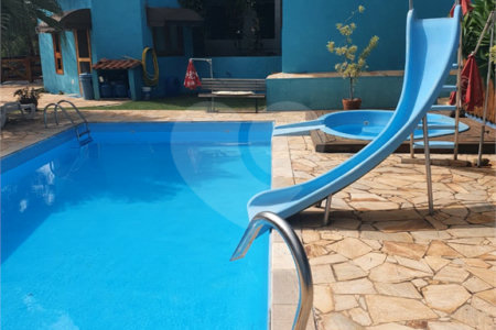 Casa à venda ou para alugar com 4 suítes em Vila Machado, Mairiporã, SP