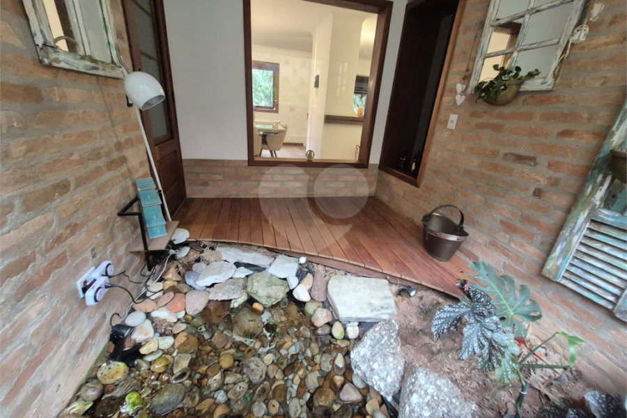 Sobrado para alugar com 4 suítes em Serra da Cantareira, Mairiporã, SP