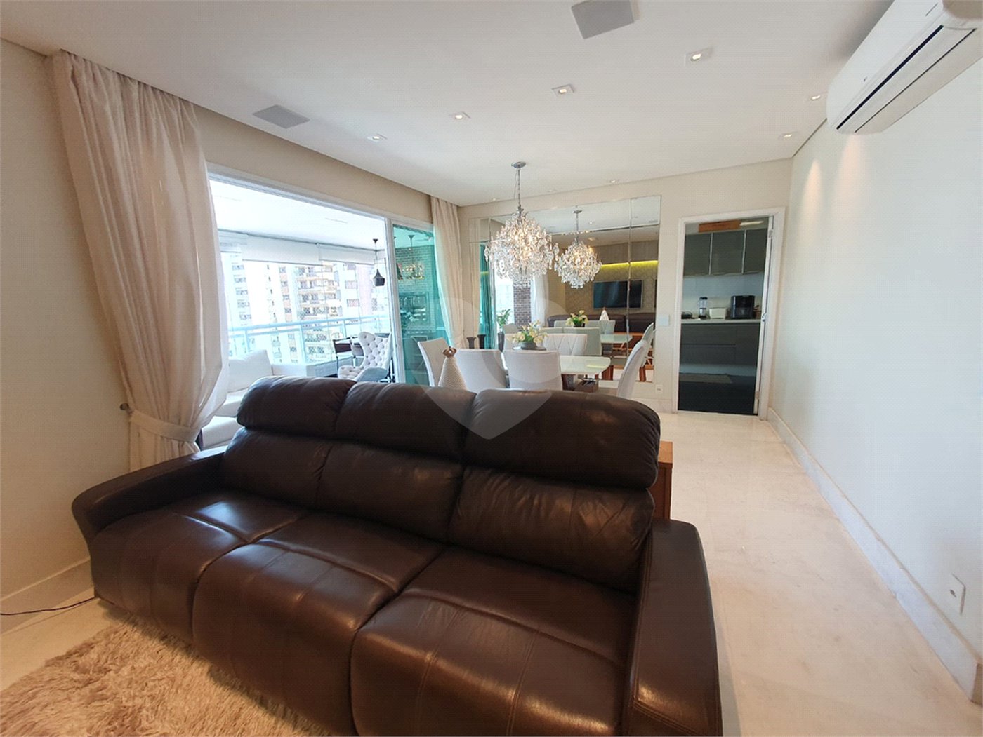 Apartamento à venda com 4 quartos, sendo 3 suítes, em Vila Santo Estevão, São Paulo, SP