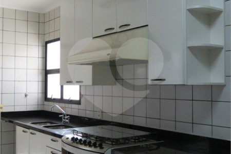 Apartamento à venda com 4 quartos, sendo 2 suítes,  em Cambuí, Campinas, SP