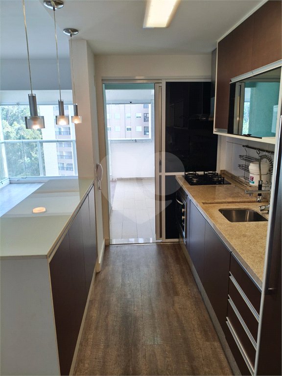 Apartamento à venda com 2 quartos, sendo 1 suíte,  em Vila Andrade, São Paulo, SP