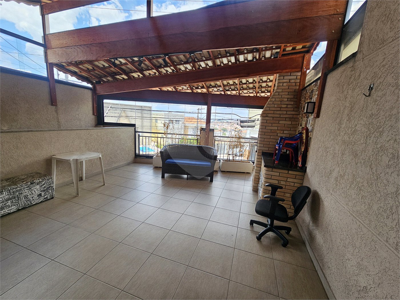 Sobrado à venda com 3 quartos, sendo 1 suíte,  em Vila Nivi, São Paulo, SP