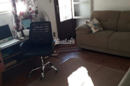 Casa à venda com 5 quartos no Centro de Atibaia/SP | Duas casas no mesmo terreno