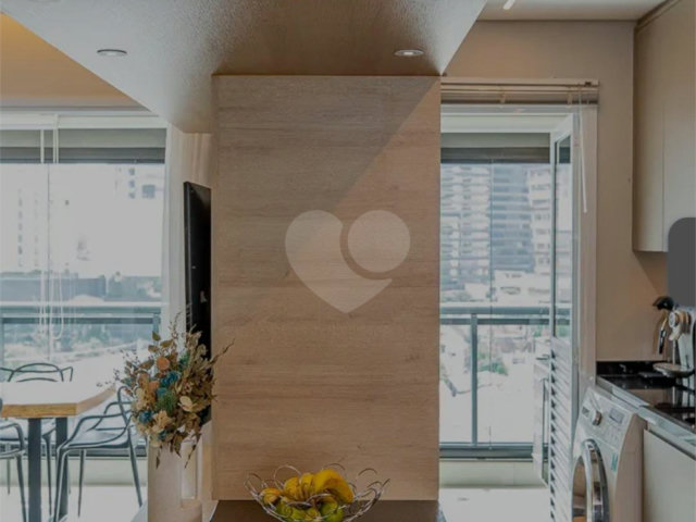 Apartamento à venda com 2 quartos, sendo 1 suíte,  em Chácara Santo Antônio, São Paulo, SP