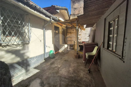 Casa à venda com 5 quartos, sendo 1 suíte, em Santana, São Paulo, SP