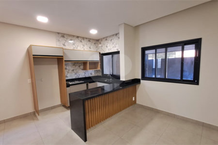 Casa à venda com 2 quartos, sendo 1 suíte, em Parque Residencial Sabiás, Indaiatuba, SP