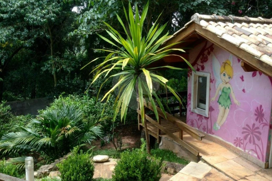 Casa à venda com 4 quartos, sendo 1 suíte, em Samambaia, Mairiporã, SP