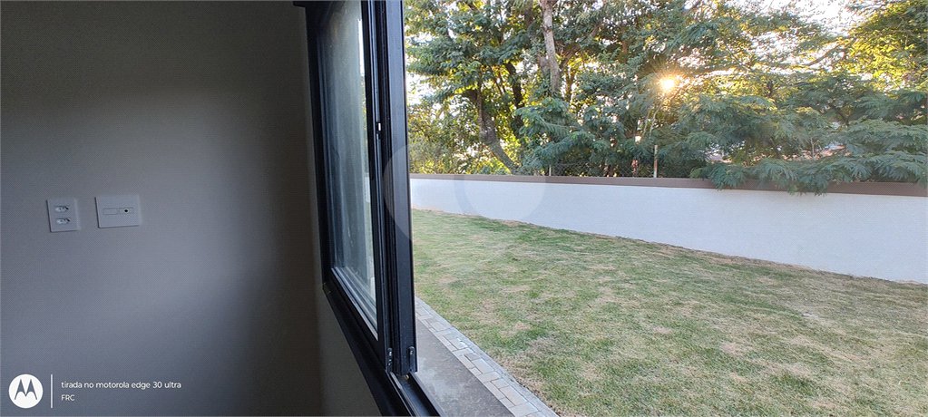 Casa à venda com 3 suítes no condomínio Reserva Ybyra, Atibaia - SP