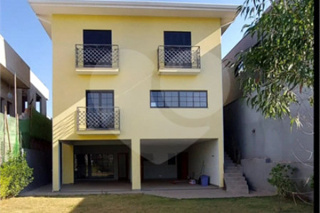 Casa à venda com 3 suítes em Jardim Nova América, Louveira, SP